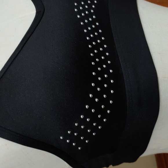 PINK Victoria's Secret Studded Strappy Back Sports Bra S - Picture 4 of 14